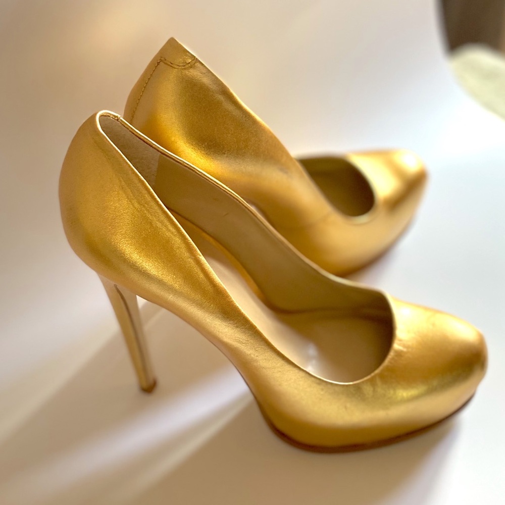 Pour la Victoire Vera Cuoio Stiletto